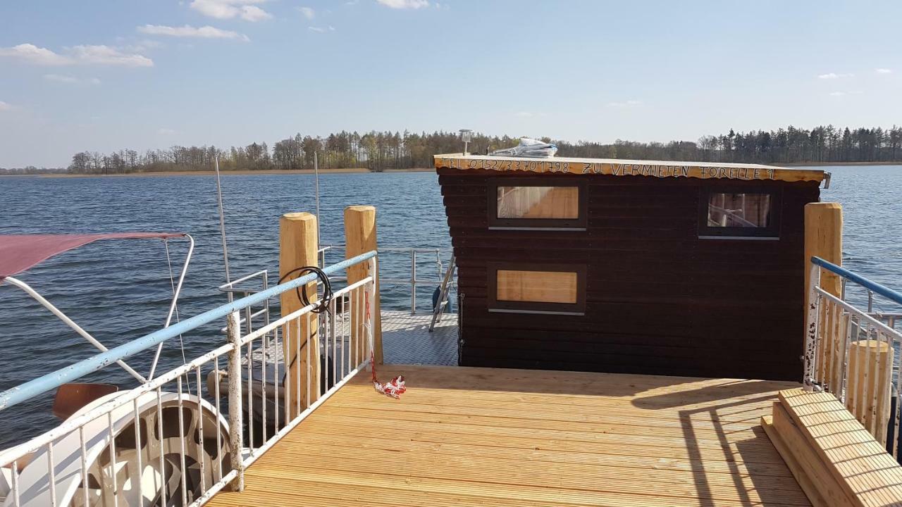 Hausboot Krakow Am See Forelle 1 Und 2 Exteriér fotografie