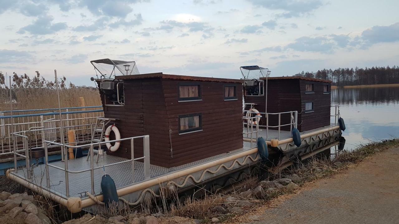 Hausboot Krakow Am See Forelle 1 Und 2 Exteriér fotografie